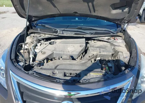 2015 Nissan Altima 2.5 S z USA, uszkodzony, nr VIN 1N4AL3AP9FN354741